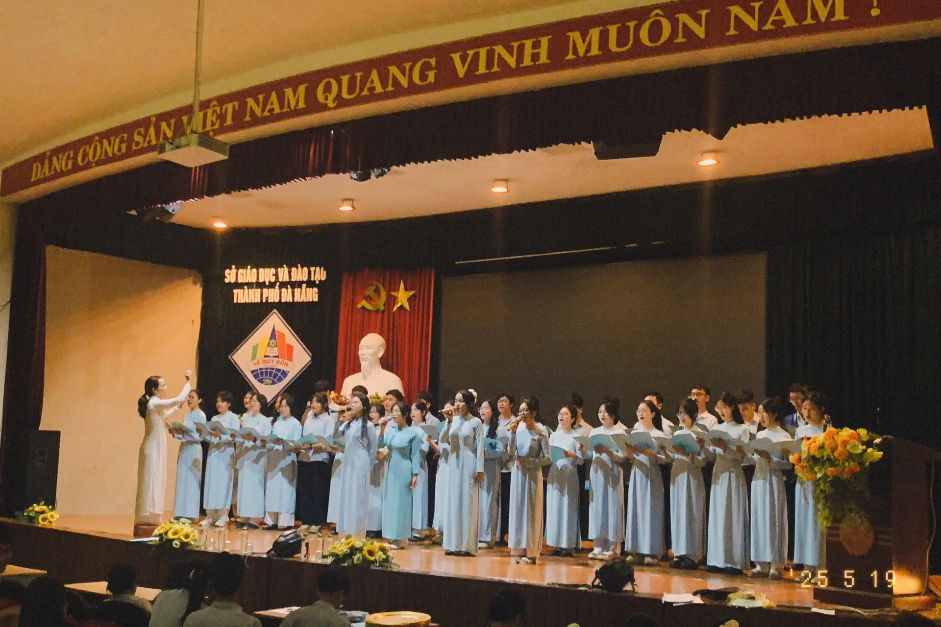 Chia sẻ tri thức trong lĩnh vực công nghệ bán dẫn