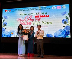 Trường THPT chuyên Lê Quý Đôn long trọng tổ chức lễ kỷ niệm 95 năm ngày thành lập Hội Liên hiệp Phụ nữ Việt Nam trong không khí ấm áp và giàu cảm xúc