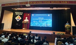 Đoàn trường THPT chuyên Lê Quý Đôn tổ chức thành công diễn đàn chia sẻ phương pháp và nâng cao năng lực ngoại ngữ cho đoàn viên thanh niên