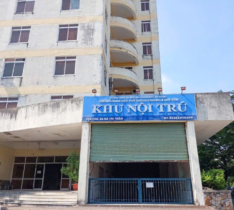 Thông báo về việc tạm thời chưa bố trí cho học sinh đăng kí ở bán trú, nội trú tại Khu nội trú Trường THPT chuyên Lê Quý Đôn năm học 2026-2027